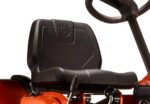 Husqvarna Frontmäher R 112C5 mit Mähdeck Combi 85 – Winterpaket mit Schneeschild, Gummileiste und Schneeketten – Bild 8