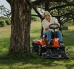Husqvarna Akku-Frontmäher R 112iC mit Mähdeck Combi 85, Akku und Ladegerät – Bild 5
