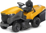 Stiga Rasentraktor Estate 798 Winterpaket mit 120 cm Schneeschild, PTO-Kit und Schneeketten – Bild 2